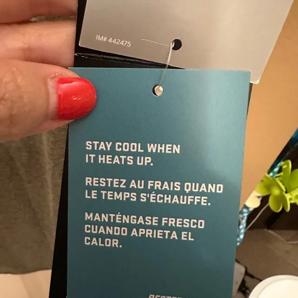 NEW Nike Heather Gray Short Sleeve T-Shirt - Picture 6 of 10